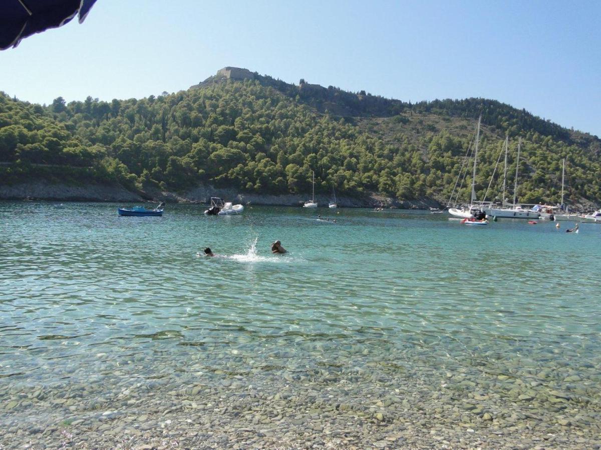 Pension Gerania Asos Habitación foto